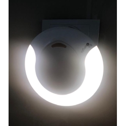 B-Nocna lampka zasilana z sieci z wbudowanym czujnikiem zmierzchu Bo Jungle nocne światełko LED