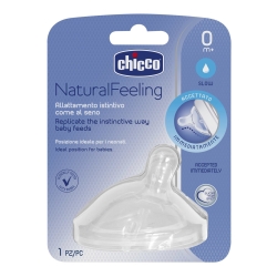 Smoczek silikonowy do butelki Chicco Natural Feeling poziom 0m+ o wolnym przepływie