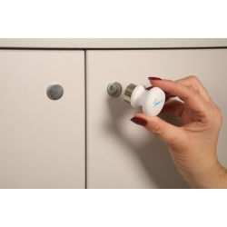 Uchwyt magnetyczny Grip Safe (1 uchwyt + 4 podkładki) DreamBaby PCR827