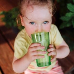 Kubek treningowy dla dziecka Reflo Smart Cup nietłukący zielony