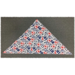 Chustka dziecięca trójkątna FOOTBALL NAVY rozmiar 68x48 cm czapeczka w formie chusty na główkę dziecka