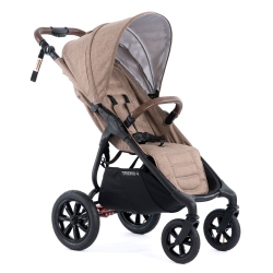 Valco Baby SNAP 4 Trend SPORT V2 CAPPUCCINO Tailor Made wózek spacerowy na pompowanych kołach do 22 kg + okrycie na nogi